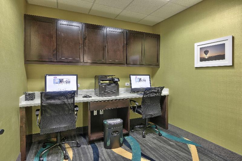 酒店 Hampton Inn & Suites Albuquerque Airport