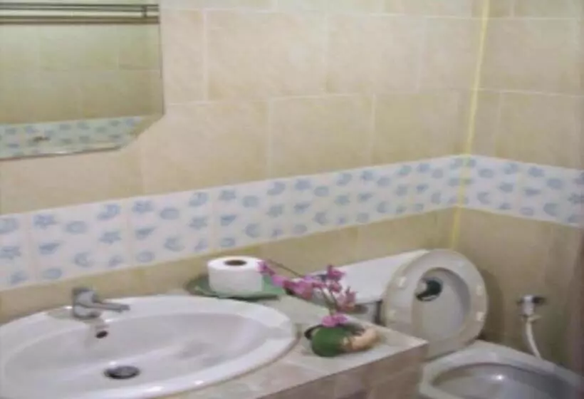 هتل Kamala Phuyai Resort