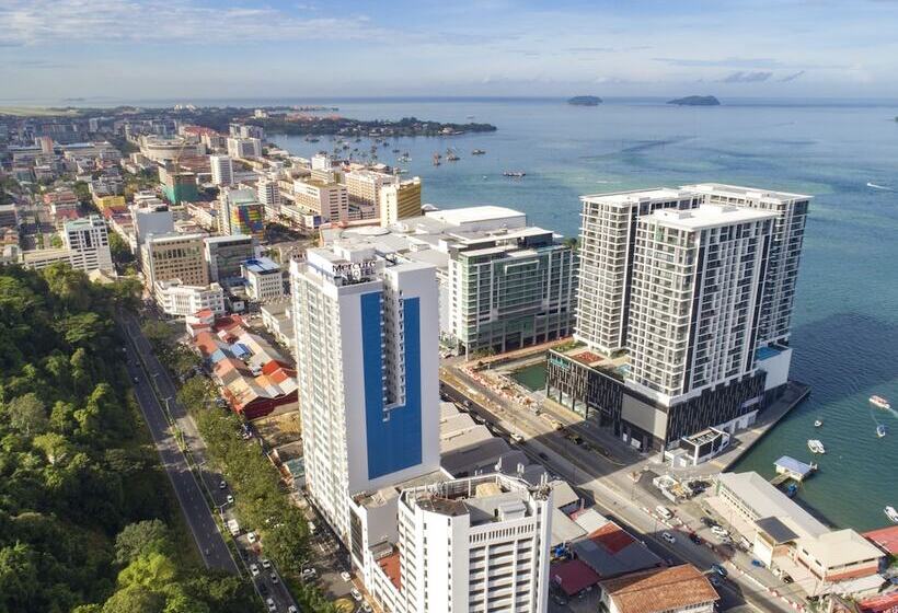 فندق Mercure Kota Kinabalu City Centre
