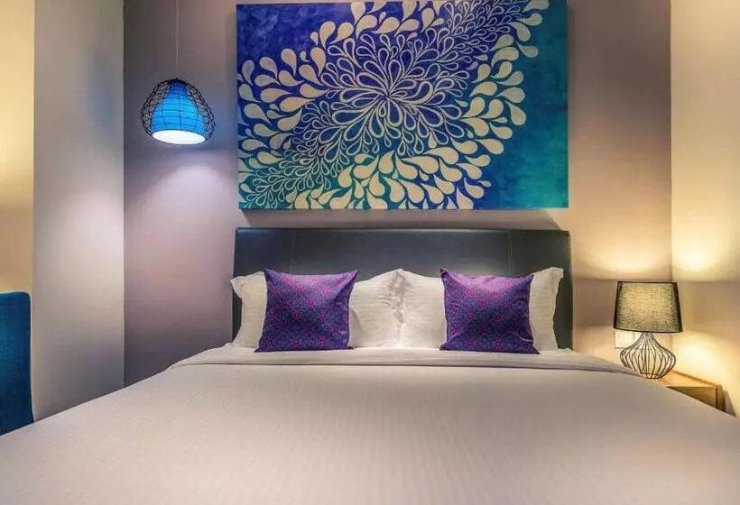 Отель Mercure Kota Kinabalu City Centre