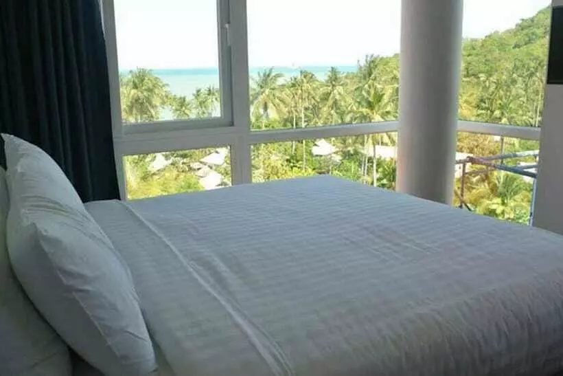 Отель Nantra Thongson Bay Resort & Villas