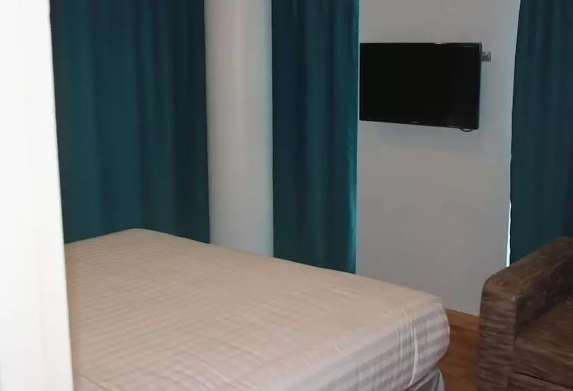 Отель Nantra Thongson Bay Resort & Villas