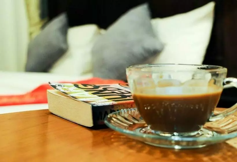 Отель N.t. Lanta Resort