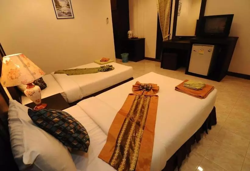 Отель N.t. Lanta Resort