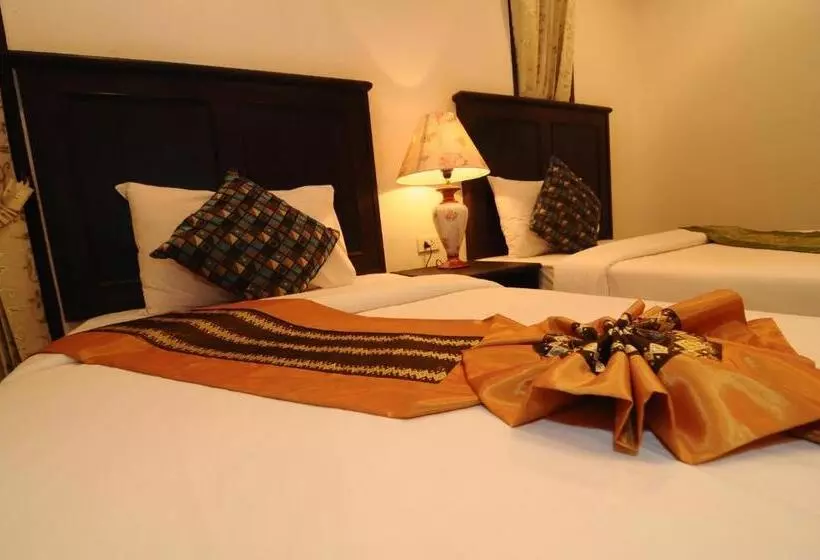 Отель N.t. Lanta Resort