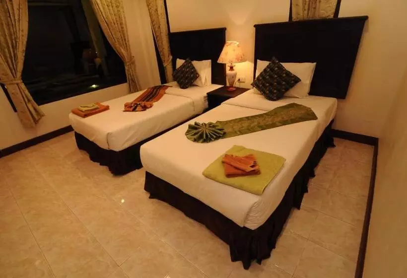 Отель N.t. Lanta Resort