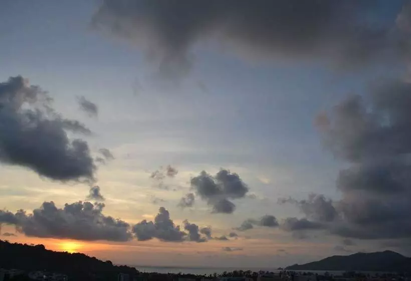 Hotel On Hill Residence Patong Phuket