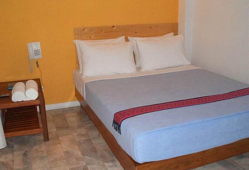 ホテル Phuket7 Inn