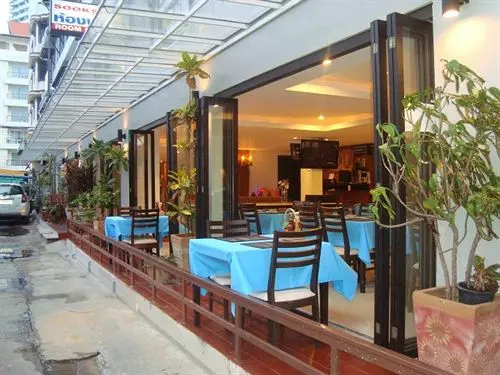 Hotel Sooksabai Jomtien Beach