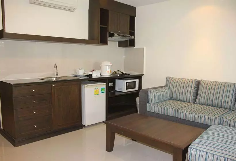 Hotel Sooksabai Jomtien Beach