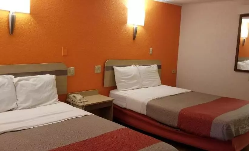 فندق على الطريق Fairbridge Inn Express London