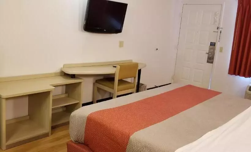 فندق على الطريق Fairbridge Inn Express London