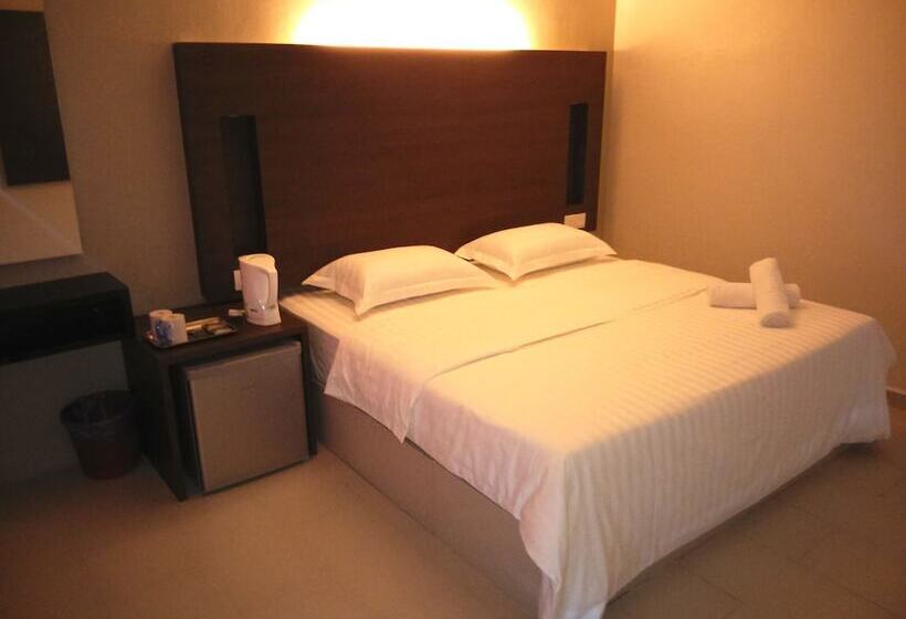 汽车旅馆  Ziella De Villa