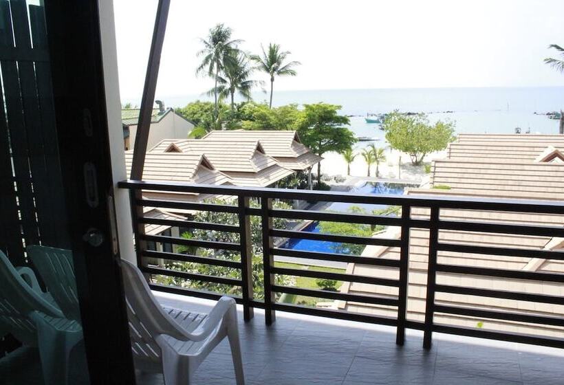 Poolsawat Villa   Sha Plus