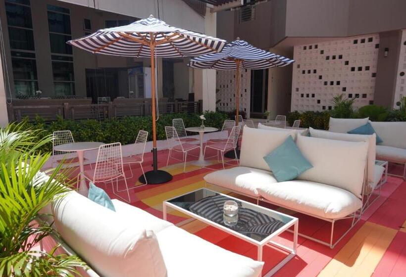 Silathip Huahin Serviced Apartment &