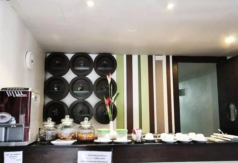 Silathip Huahin Serviced Apartment &