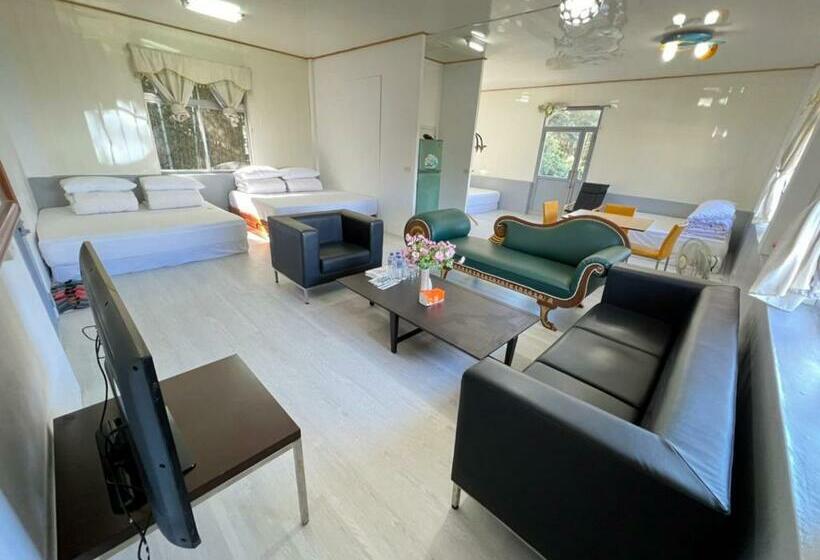 هاستل Romeo Inn