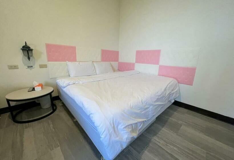 هاستل Romeo Inn