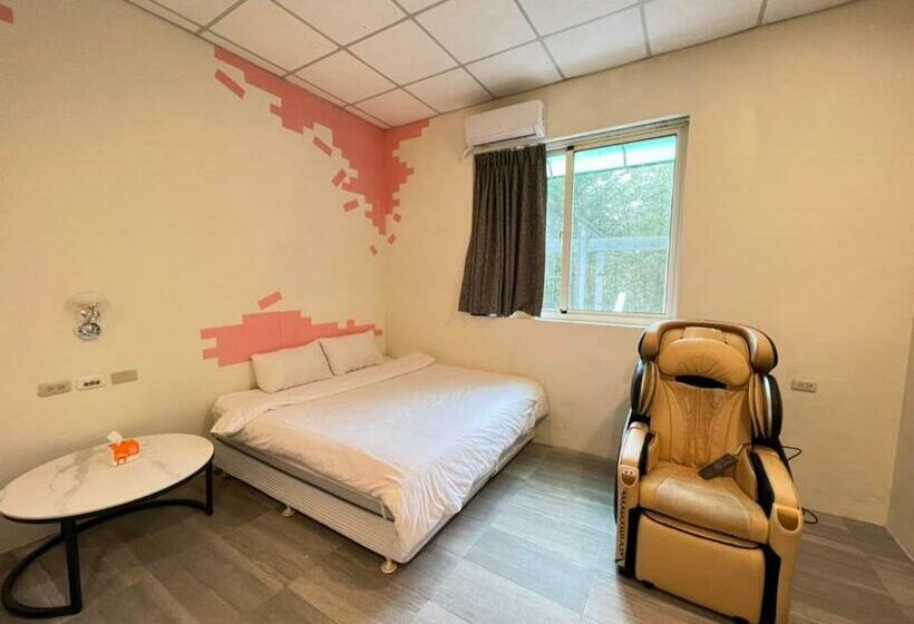 هاستل Romeo Inn