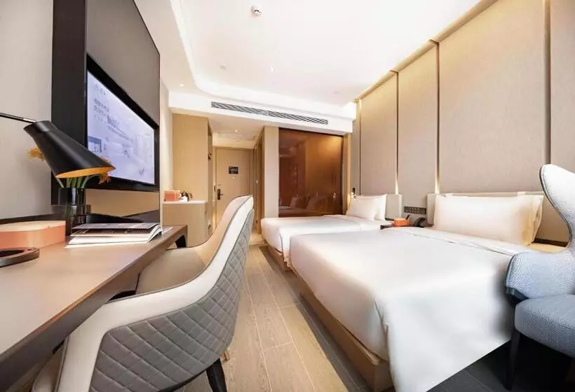 Atour Hotel Taiyuan Changfeng Business Center Wanxiang City