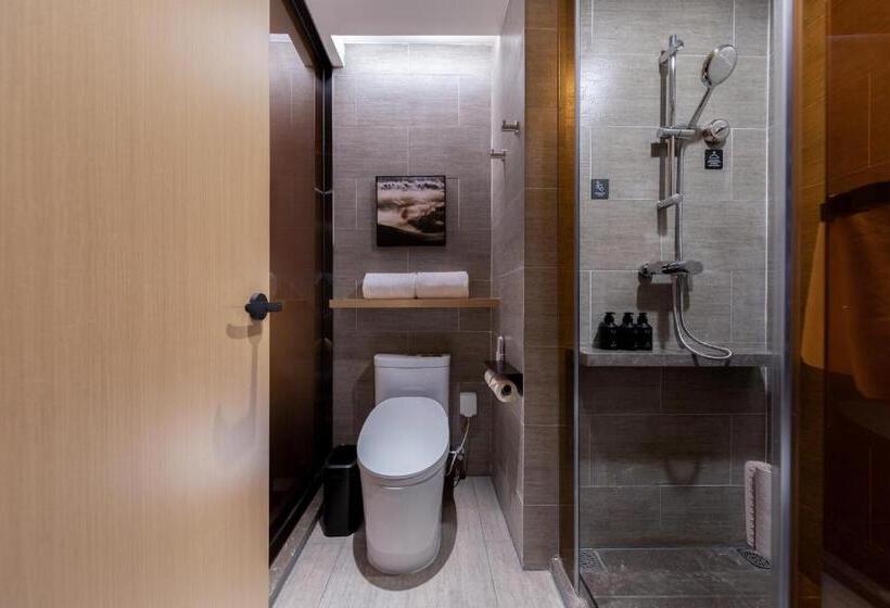 Atour Hotel Taiyuan Changfeng Business Center Wanxiang City