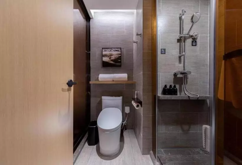 Atour Hotel Taiyuan Changfeng Business Center Wanxiang City