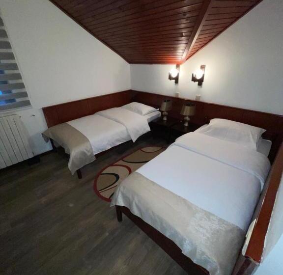 تختخواب و صبحانه Sobe Na Jošanici