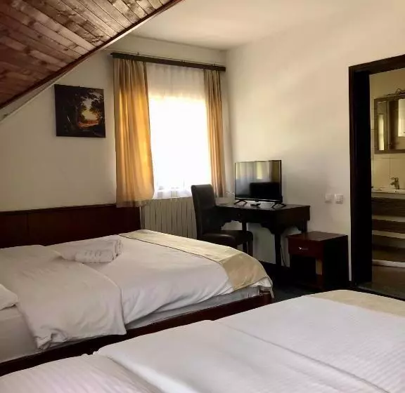تختخواب و صبحانه Sobe Na Jošanici