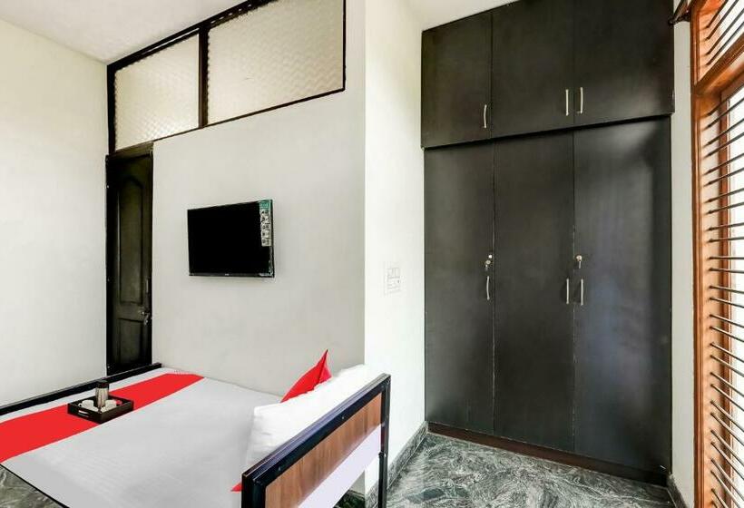 هتل Oyo Pool Villa Premium Home Stay Mysore