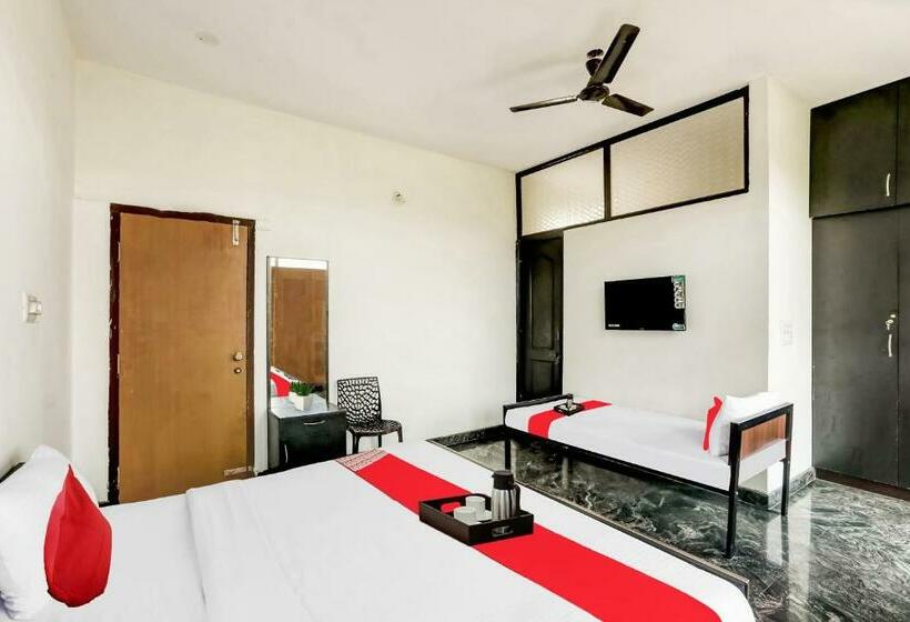 هتل Oyo Pool Villa Premium Home Stay Mysore
