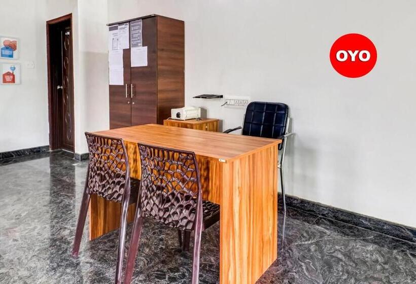 هتل Oyo Pool Villa Premium Home Stay Mysore