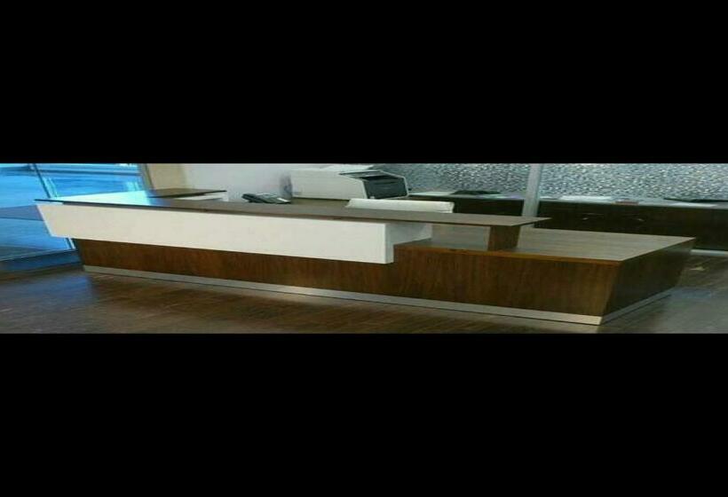 ホテル Spot On Viand Grand