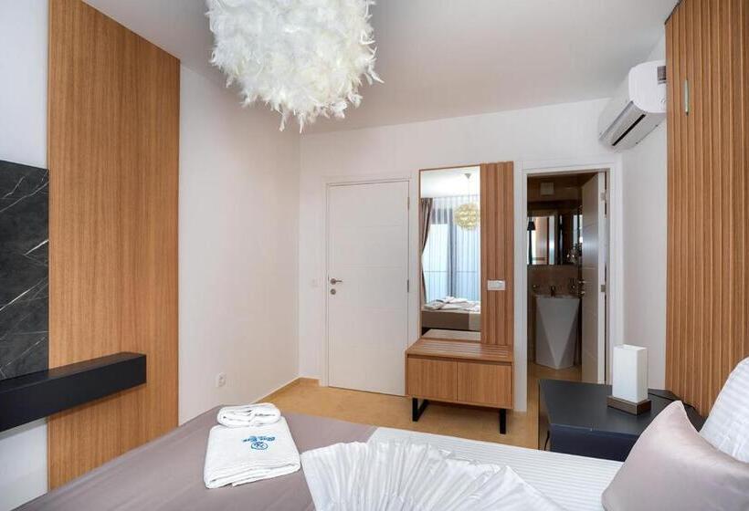 پانسیون Villa Blue Bay