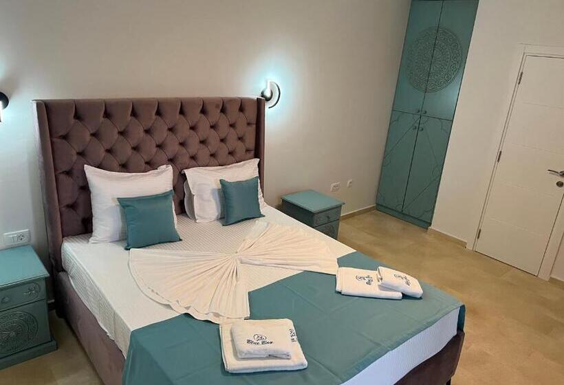 پانسیون Villa Blue Bay