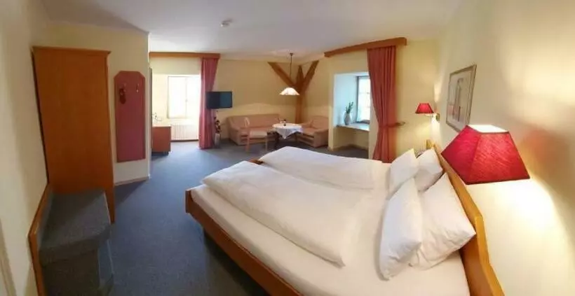 Retkeilymaja Gasthof Russenbräu