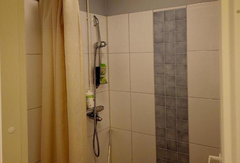 הוסטל Seitsemän Sillan Majatalo