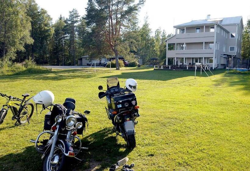 הוסטל Seitsemän Sillan Majatalo