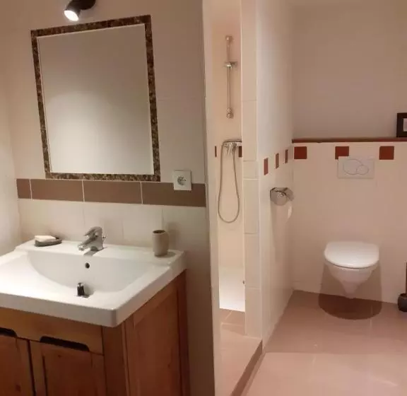 ベッドアンドブレックファースト Ferme De La Basse Cour