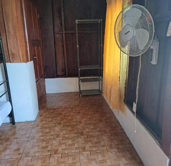 住宿加早餐  Posada Rio Celeste In