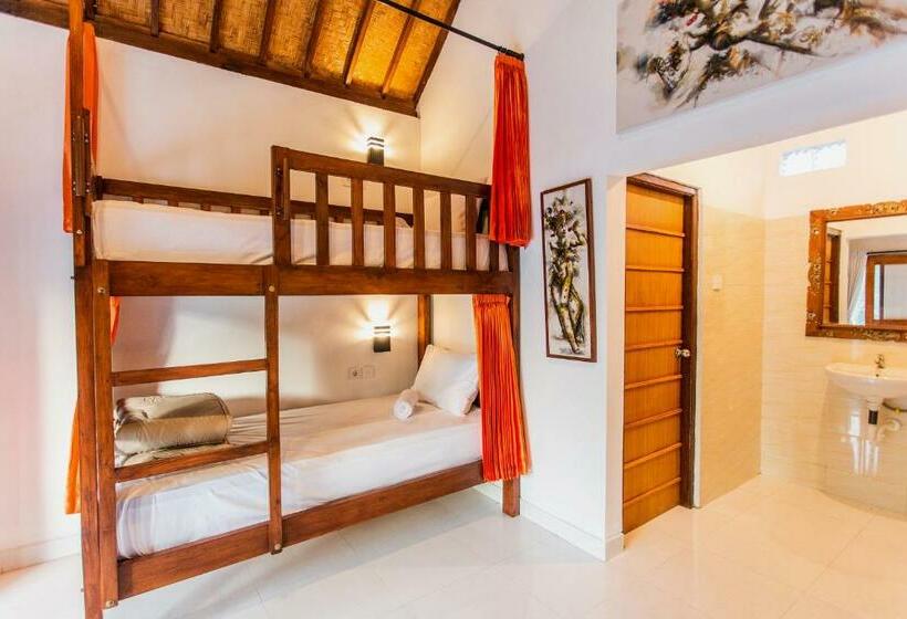 Camar Cottage & Hostel