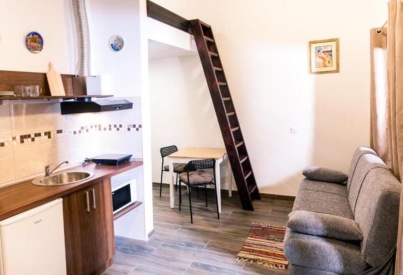 هتل Cider&squash, Grncarska 8, Prnjavor