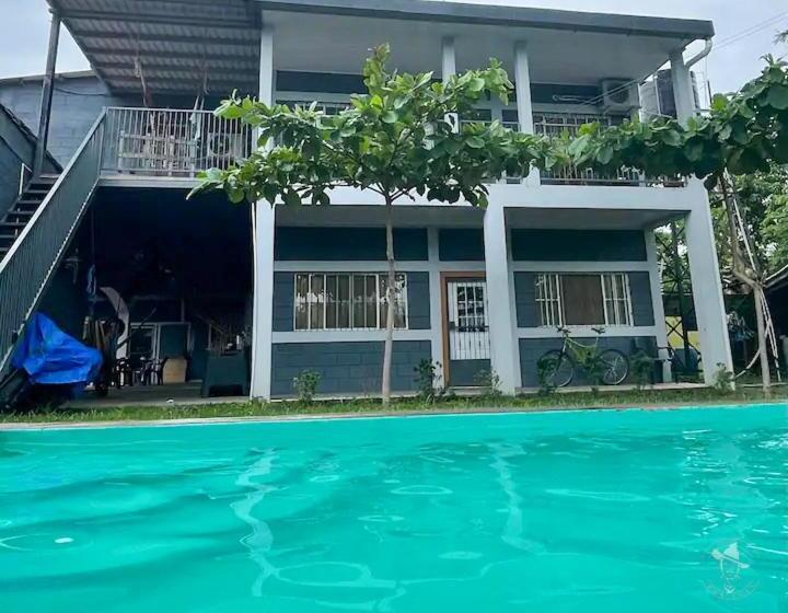 هتل Hostal Don Luis