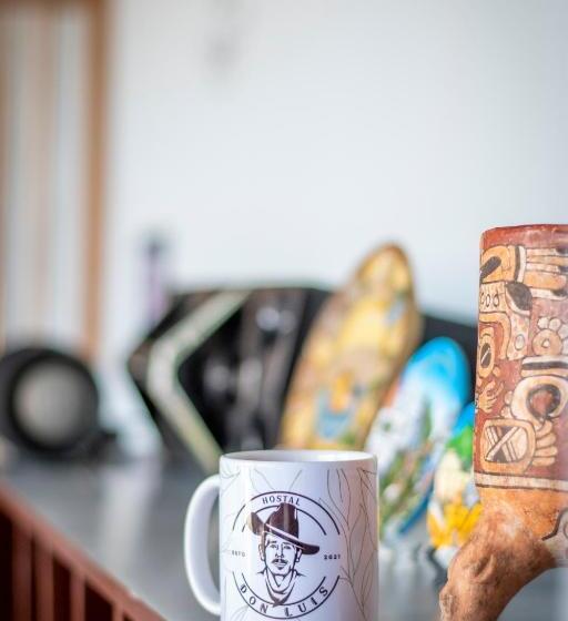 هتل Hostal Don Luis