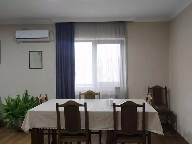 پانسیون Shanshe