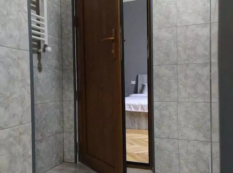 پانسیون Shanshe