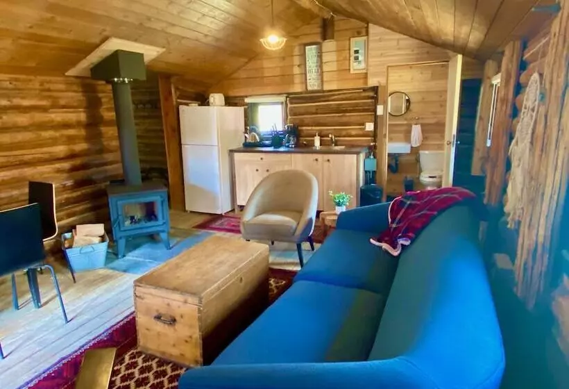 Lomakeskus Chute Lake Lodge