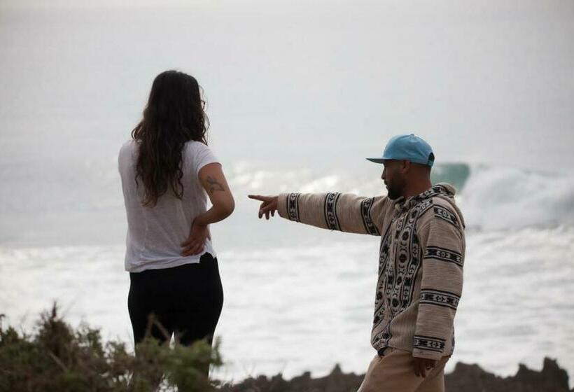 هاستل Boilers Surf House