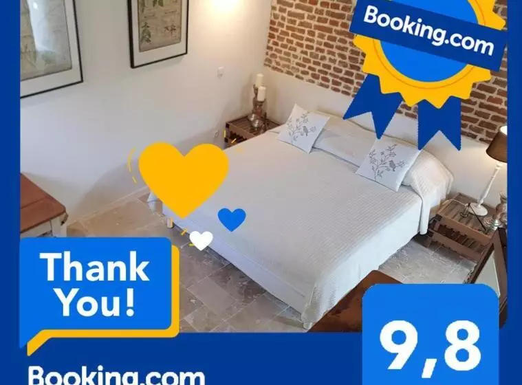 Aamiaismajoitus (B&B) Au Champ Du Coq