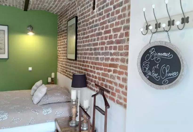 Aamiaismajoitus (B&B) Au Champ Du Coq