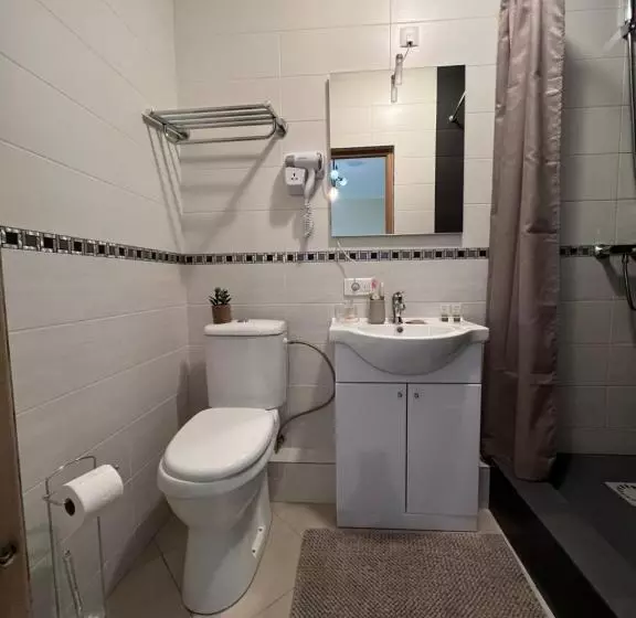 Aamiaismajoitus (B&B) Château De Crènille